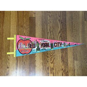 Vintage NEW YORK CITY The Big Apple Souvenir Pennant WORLD TRADE CENTER